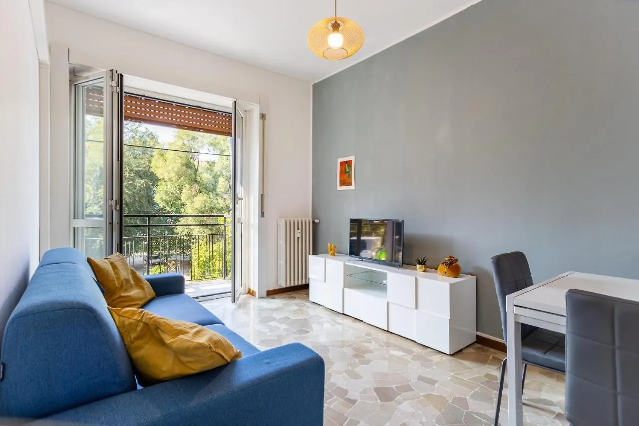 Bright & Cozy Apartment - Gambara contacts