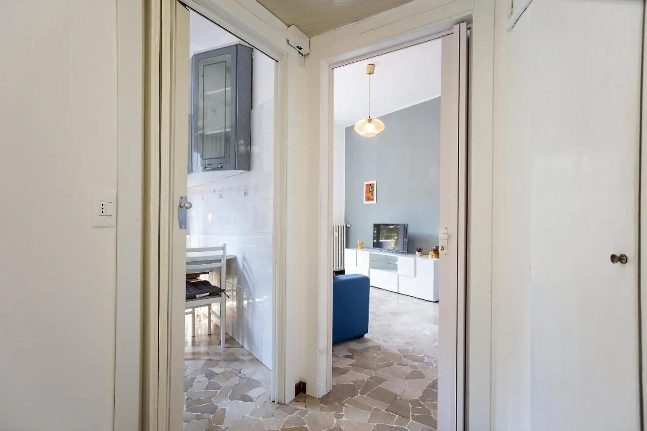 Bright & Cozy Apartment - Gambara Milan